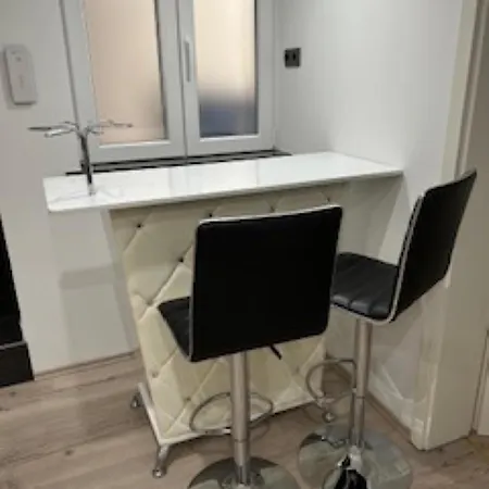 Apartment Zum Gruenen Baum *